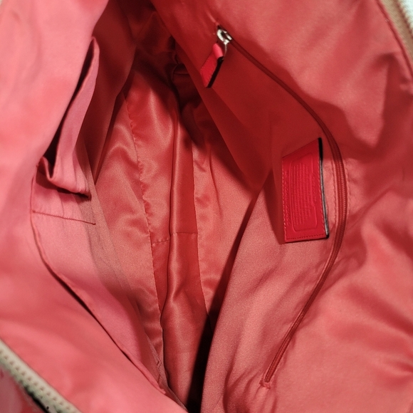 🔹️COACH 🔹️ metallic signature sateen tote ✨️🩷[ With Flaws] - Picture 6 of 17